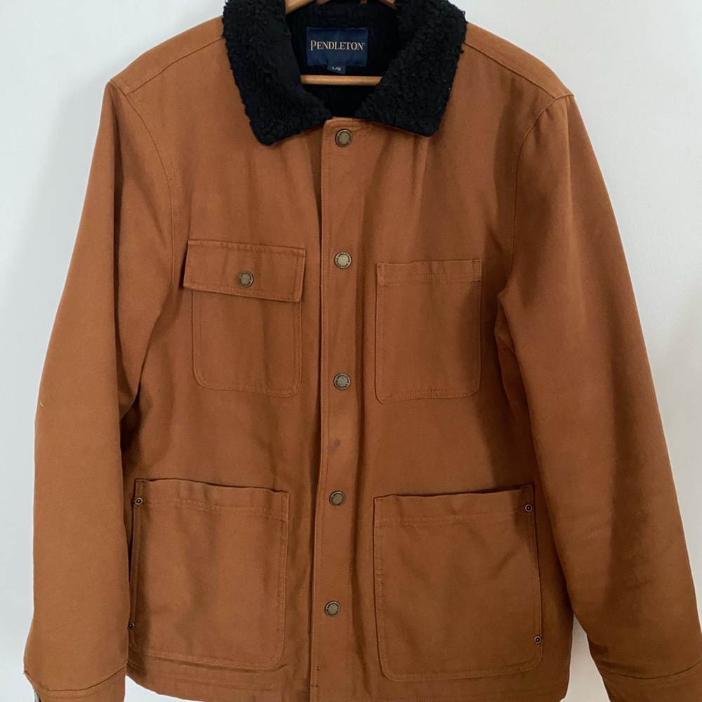 Pendleton Men's Brown Jacket with Black Collar